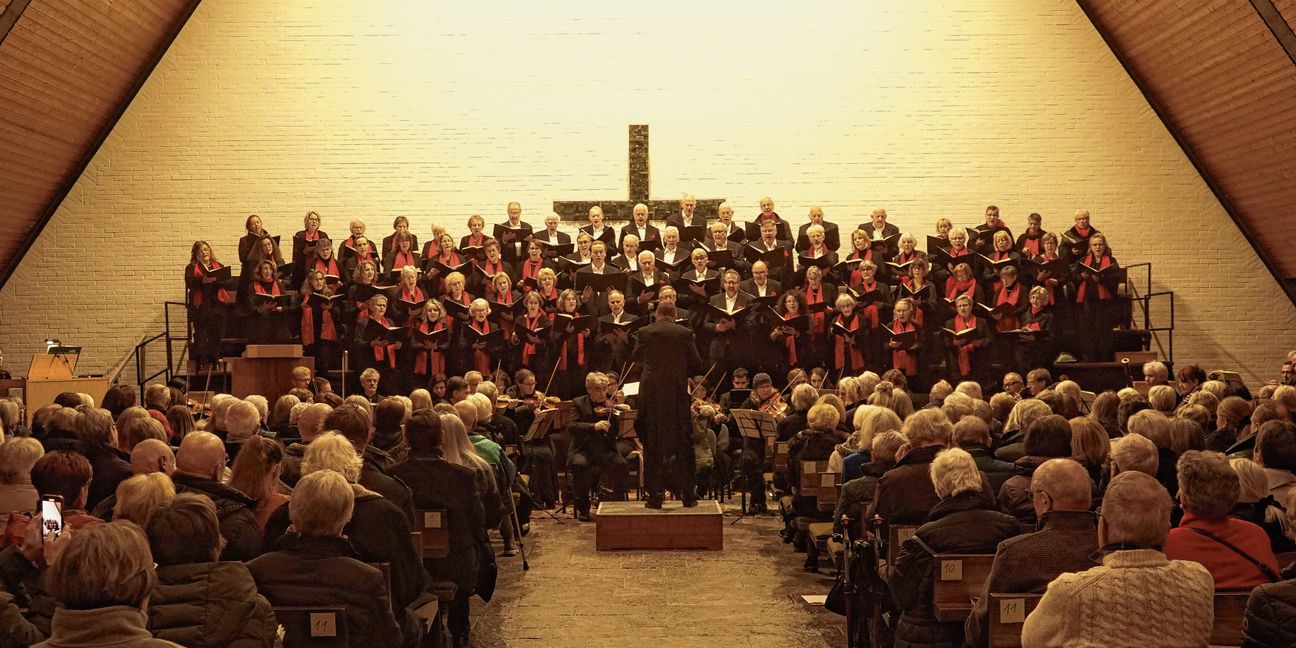 Der Chor der Johanneskirche singt an Gründonnerstag und an Karfreitag das Passionskonzert „Requiem For The Living“ von Dan Forrest.